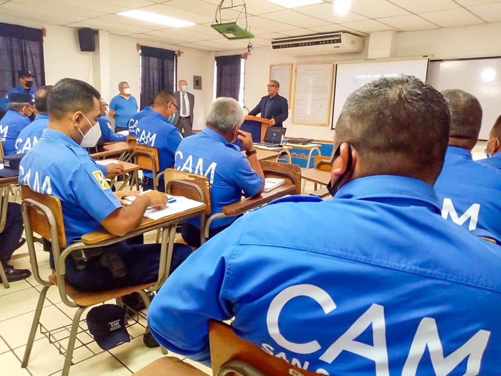 Alcaldía de San Salvador capacita a agentes del CAM para mejorar atención a los salvadoreños alcaldia-de-san-salvador-capacita-a-agentes-del-cam-para-mejorar-atencion-a-los-salvadorenos
